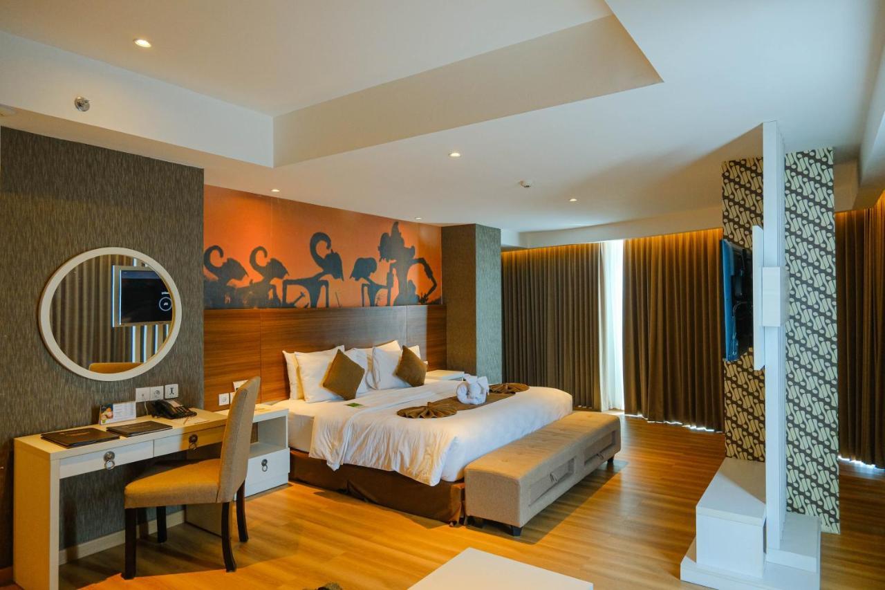 Kalasan Platinum Adisucipto Hotel & Conference Center מראה חיצוני תמונה